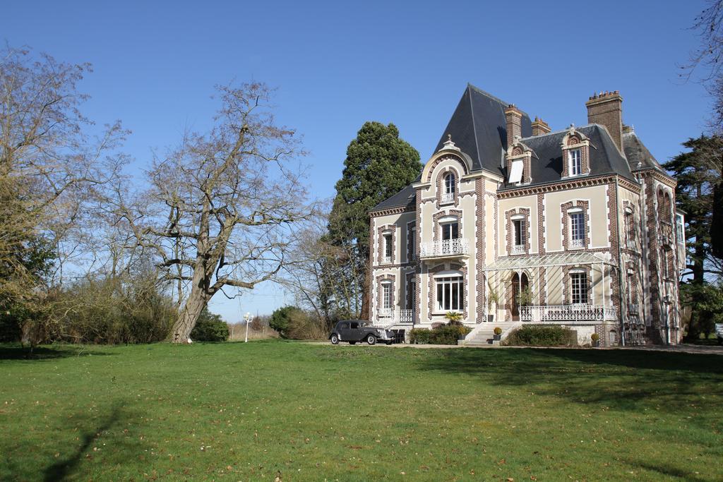 Chateau De La Folie Trie-Château Εξωτερικό φωτογραφία